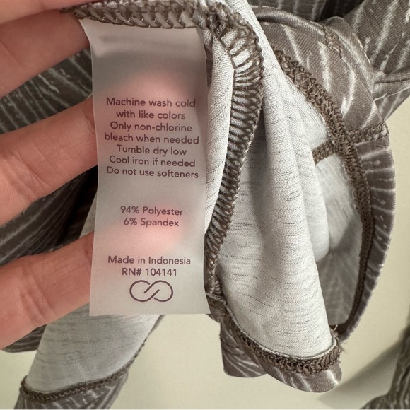 Calia Lightweight Turtleneck Top - Picture 5 of 5